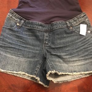 GAP Maternity Full Panel Denim Shorts SZ 4